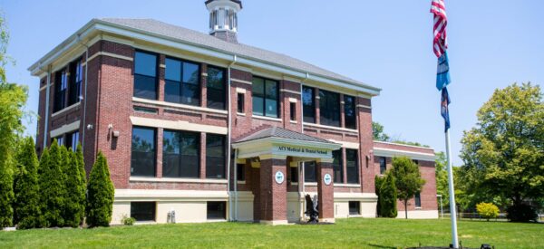 ACI Medical & Dental School | New Jersey Tech Schools vs. Traditional Colleges